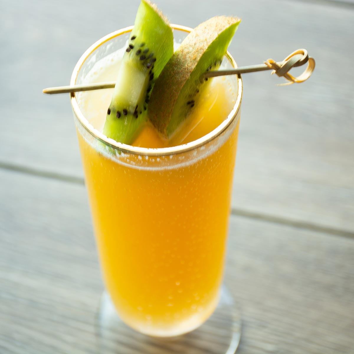 Bourbon Kiwi Apple Shimmer